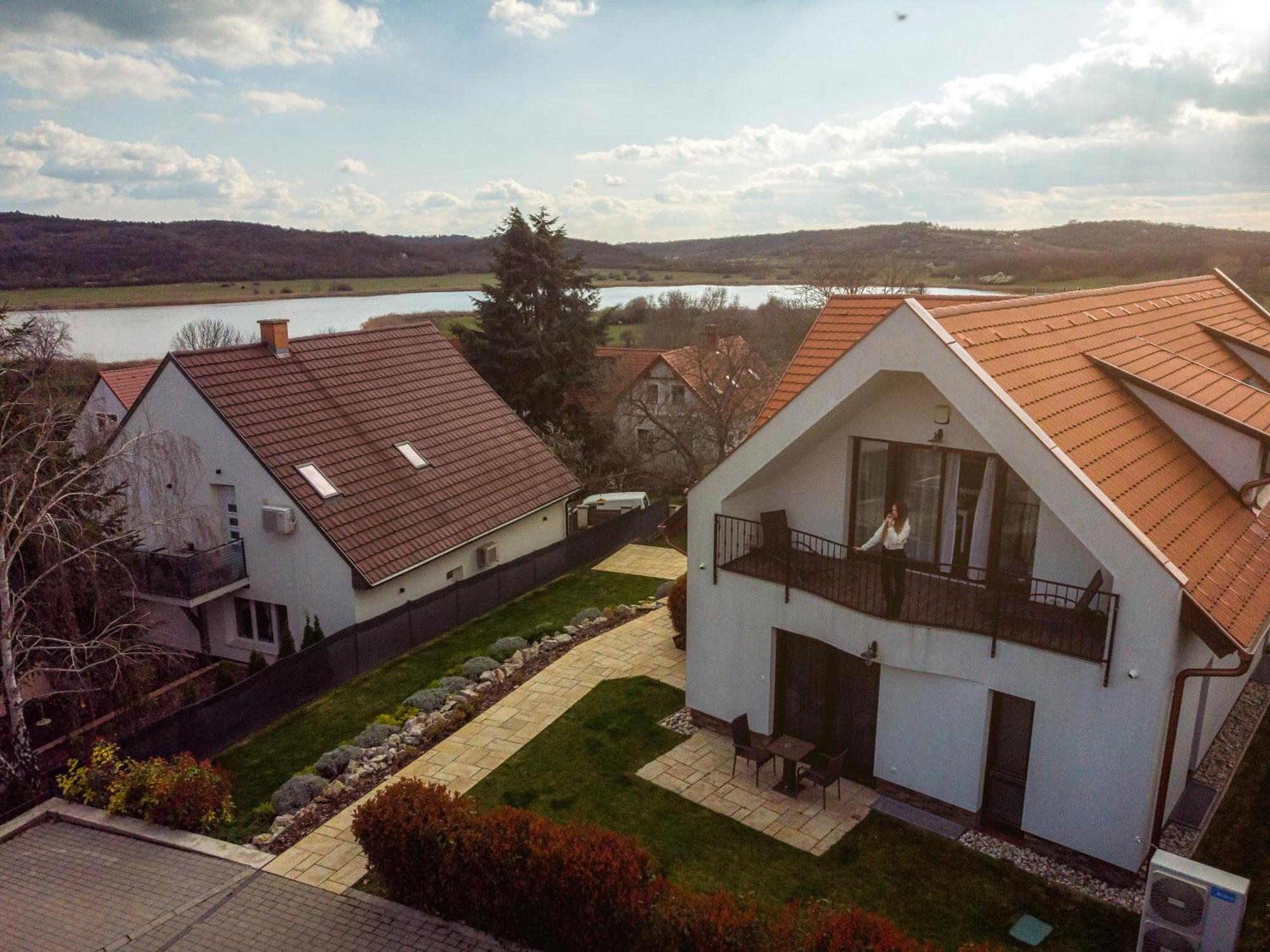 Pilger Apartments Tihany Bagian luar foto